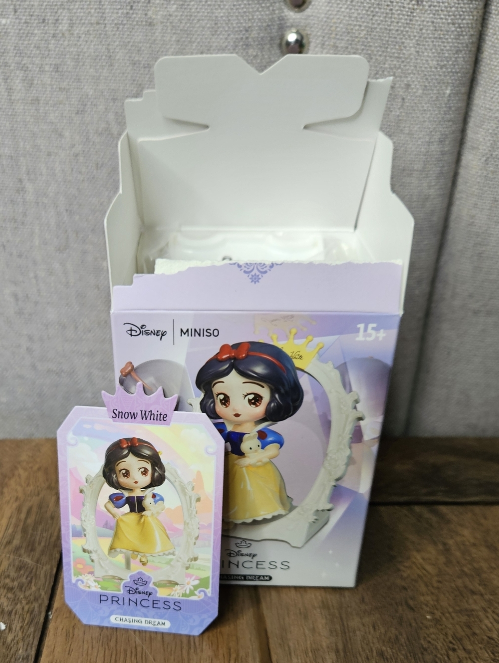 Miniso Disney Princess Blindbox Chasing Dreams Snow White